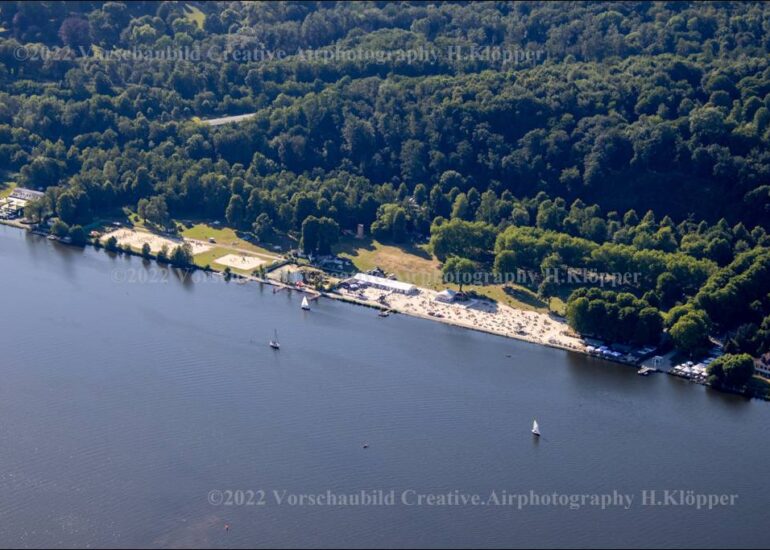 luftbilder essen,luftbilder https://luftbildfotografie-nrw.de/wp-content/uploads/2022/03/Essen_Villa-Huegel-2019.09_14.jpg