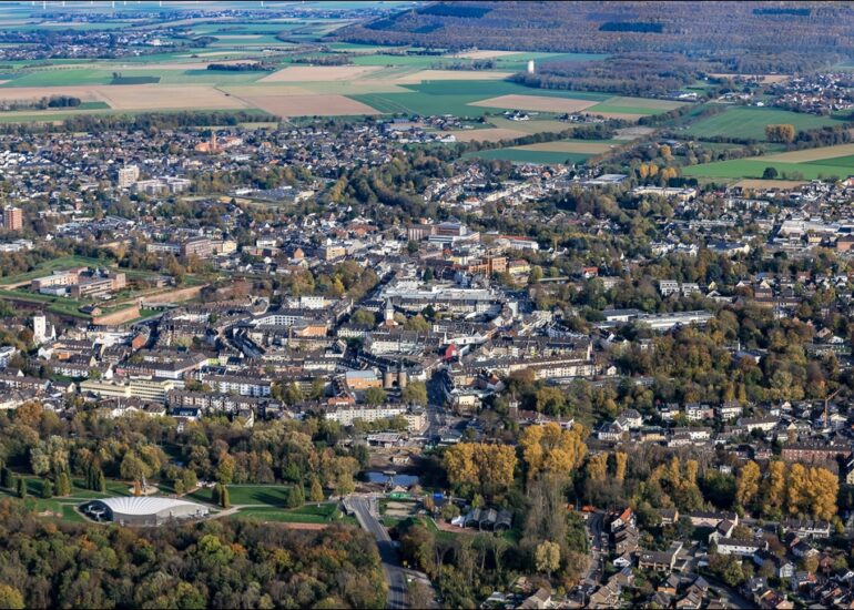 luftbilder jülich,luftbilder https://luftbildfotografie-nrw.de/wp-content/uploads/2022/12/Luftbild-Niederzier-Tagebau-Hambach-8272.jpg