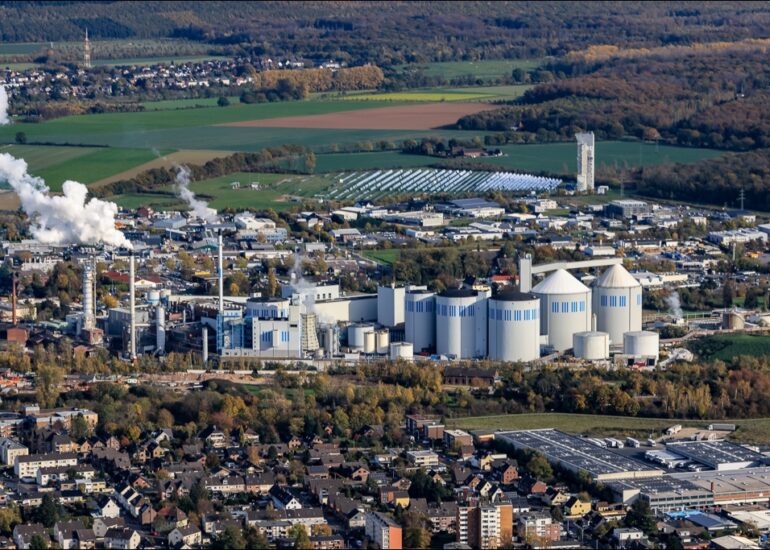 luftbilder jülich,luftbilder https://luftbildfotografie-nrw.de/wp-content/uploads/2022/12/Luftbild-Niederzier-Tagebau-Hambach-8272.jpg
