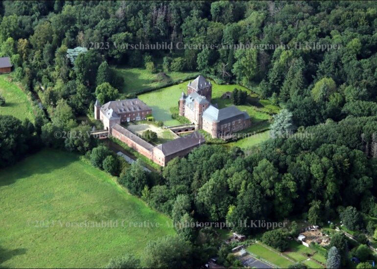 luftbilder jülich,luftbilder https://luftbildfotografie-nrw.de/wp-content/uploads/2022/12/Luftbild-Niederzier-Tagebau-Hambach-8272.jpg