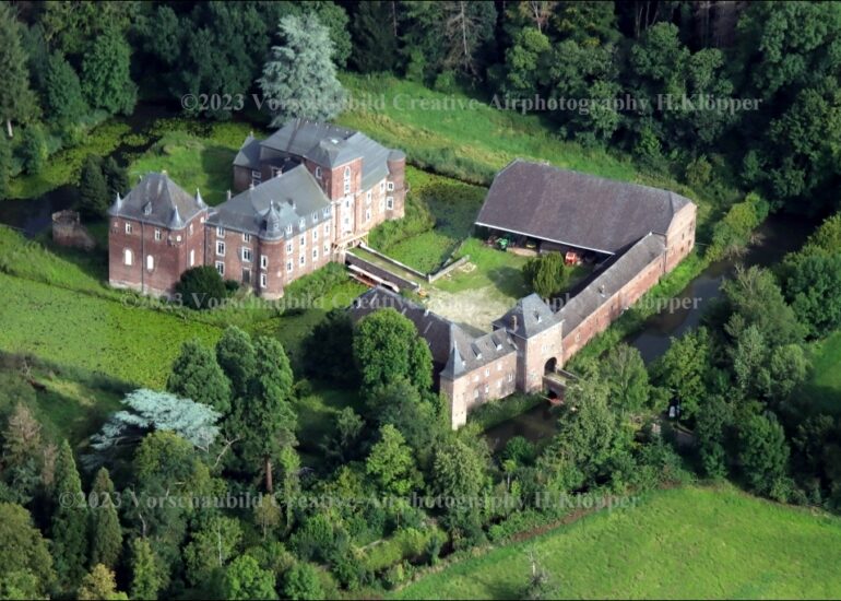 luftbilder jülich,luftbilder https://luftbildfotografie-nrw.de/wp-content/uploads/2022/12/Luftbild-Niederzier-Tagebau-Hambach-8272.jpg