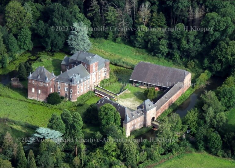 Schloss Kellenberg im Stadtteil Barmen in Jülich im Bundesland Nordrhein-Westfalen