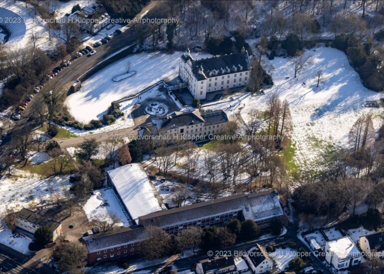 luftbilder essen schloss borbeck im ruhrgebiet von nordrhein westfalen