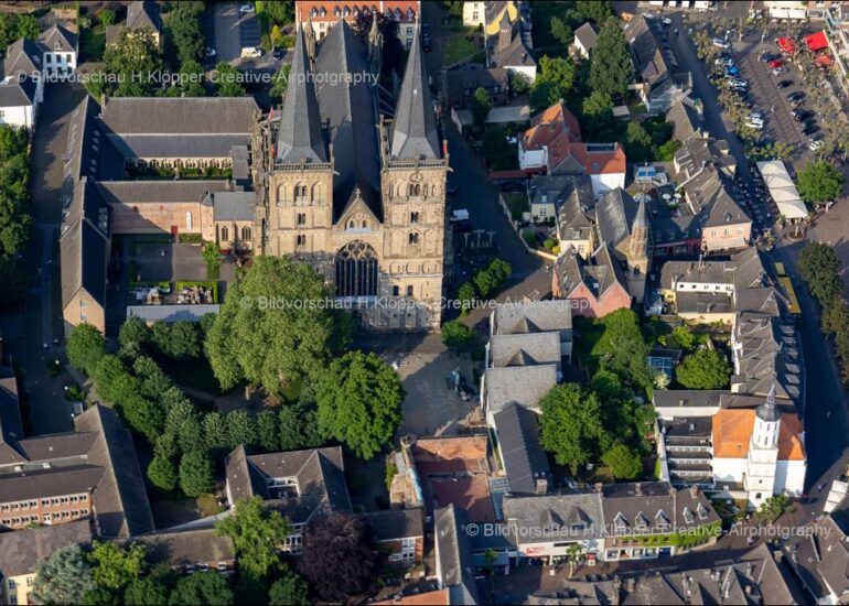 Luftbild Kathedrale Sankt Viktor in Xanten im Bundesland Nordrhein-Westfalen, Deutschland