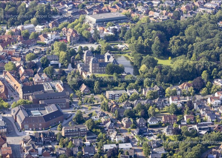 luftbilder ahaus https://luftbildfotografie-nrw.de/wp-content/uploads/2025/05/luftbilder-ahaus-kreis-Borken-9930.jpg