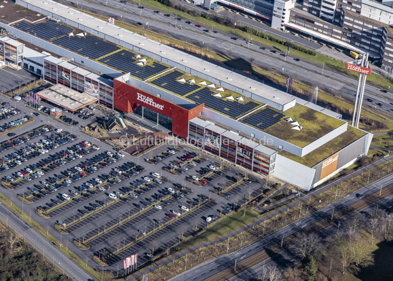 Luftbild Gebäude des Einrichtungshaus - Möbelmarkt 