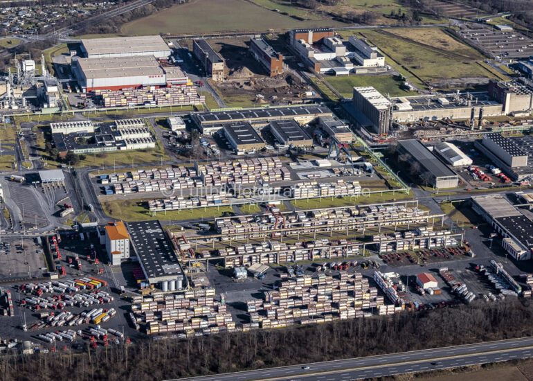 Luftbilder dormagen,luftbilder,luftbildfotografie https://luftbildfotografie-nrw.de/wp-content/uploads/2024/09/Luftbild-Technische-Anlagen-im-Industriegebiet-Chempark-Dormagen-439A2795_prot.jpg