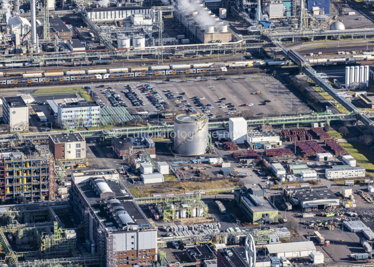 Luftbilder dormagen,luftbilder,luftbildfotografie https://luftbildfotografie-nrw.de/wp-content/uploads/2024/09/Luftbild-Technische-Anlagen-im-Industriegebiet-Chempark-Dormagen-439A2795_prot.jpg