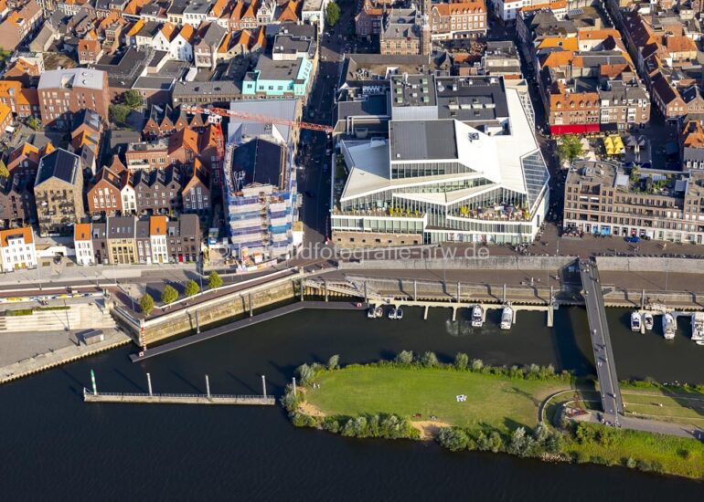 Luftbild Gebäude des Konzerthauses und Theater- Schauspielhauses 