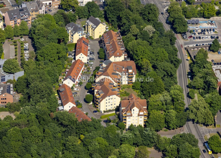 Luftaufnahme Wohngebiet einer Reihenhaus- Siedlung in Bergheim Ortsteil Kenten im Bundesland Nordrhein-Westfalen, Deutschland