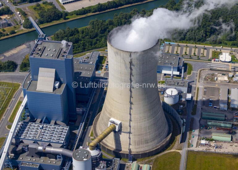 Kraftwerksanlagen des Kohle- Heizkraftwerkes Datteln 4 Uniper Kraftwerk in Datteln im Bundesland Nordrhein-Westfalen, Deutschland