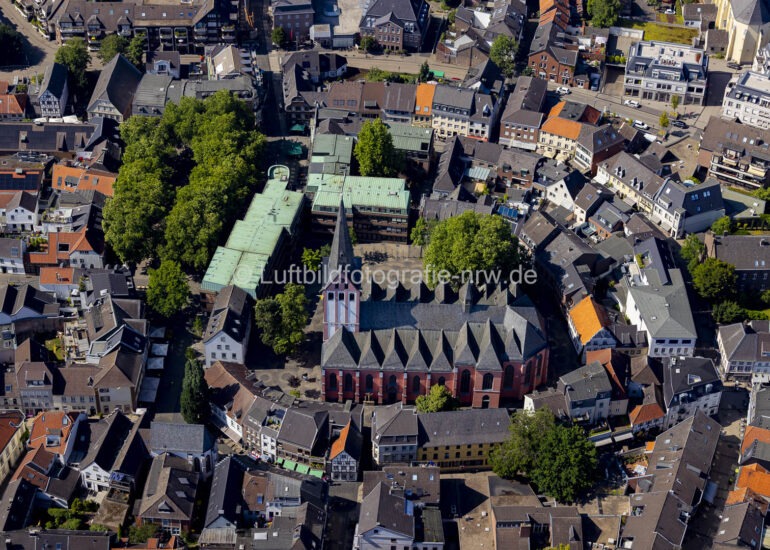 Luftbild Altstadtbereich und Innenstadtzentrum an der Straße Bockengasse in Kempen im Bundesland Nordrhein-Westfalen, Deutschlan