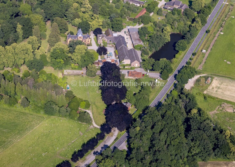 Luftbild Gebäude und Gutshaus des Landgut Heimendahl in Kempen