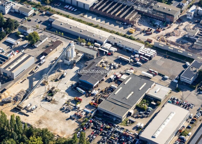 Industrie- und Gewerbegebiet an der Straße Wurmbenden in Aachen im Bundesland Nordrhein-Westfalen, Deutschland