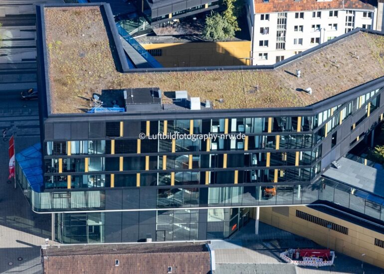 Büro- und Verwaltungsgebäude des Versicherungs- Unternehmens 