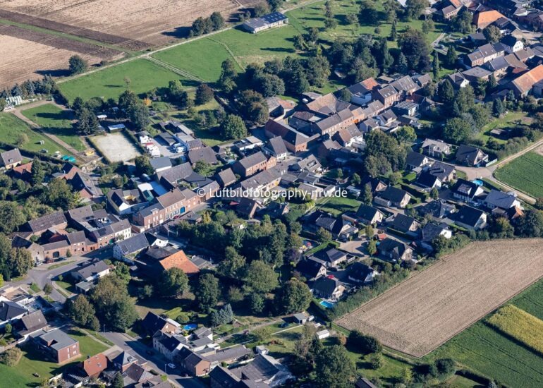 luftbilder jülich,luftbilder https://luftbildfotografie-nrw.de/wp-content/uploads/2022/12/Luftbild-Niederzier-Tagebau-Hambach-8272.jpg