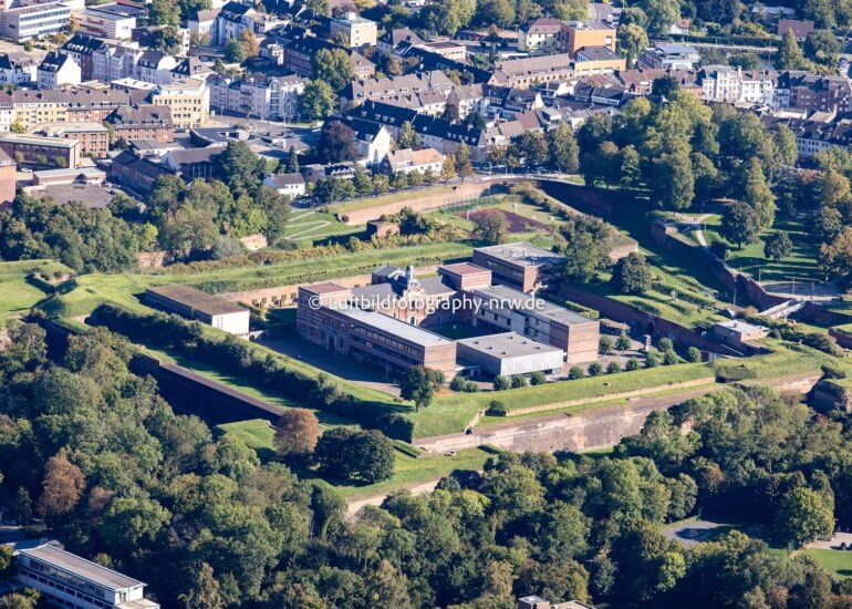 luftbilder jülich,luftbilder https://luftbildfotografie-nrw.de/wp-content/uploads/2022/12/Luftbild-Niederzier-Tagebau-Hambach-8272.jpg