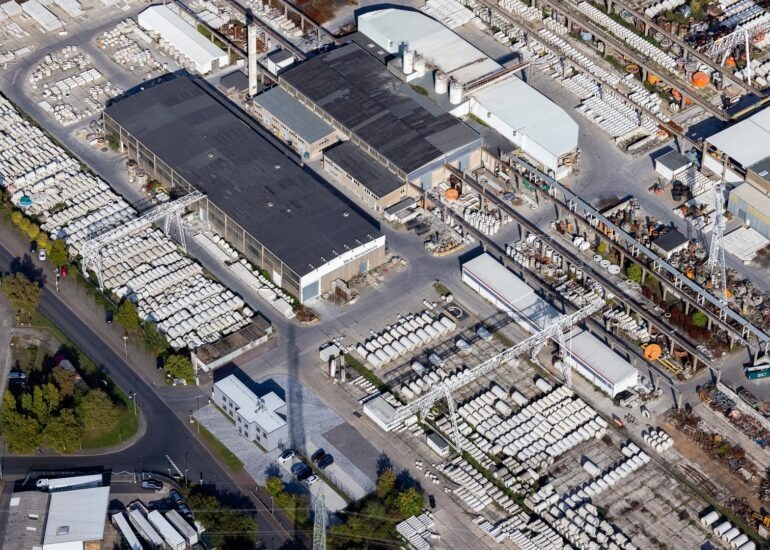 Luftbilder dormagen,luftbilder,luftbildfotografie https://luftbildfotografie-nrw.de/wp-content/uploads/2024/09/Luftbild-Technische-Anlagen-im-Industriegebiet-Chempark-Dormagen-439A2795_prot.jpg