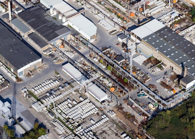 Luftbilder dormagen,luftbilder,luftbildfotografie https://luftbildfotografie-nrw.de/wp-content/uploads/2024/09/Luftbild-Technische-Anlagen-im-Industriegebiet-Chempark-Dormagen-439A2795_prot.jpg