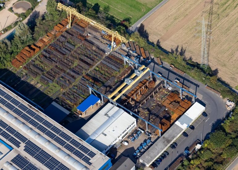 Luftbilder dormagen,luftbilder,luftbildfotografie https://luftbildfotografie-nrw.de/wp-content/uploads/2024/09/Luftbild-Technische-Anlagen-im-Industriegebiet-Chempark-Dormagen-439A2795_prot.jpg