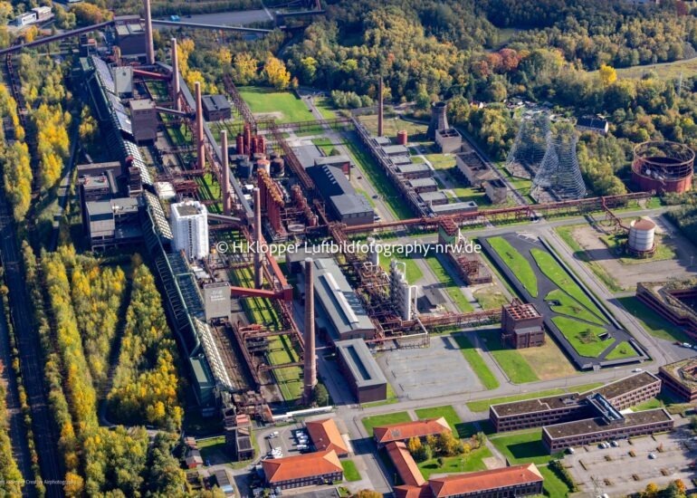 luftbilder essen,luftbilder https://luftbildfotografie-nrw.de/wp-content/uploads/2022/03/Essen_Villa-Huegel-2019.09_14.jpg