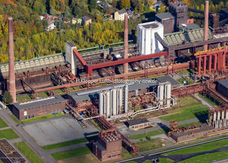 luftbilder essen,luftbilder https://luftbildfotografie-nrw.de/wp-content/uploads/2022/03/Essen_Villa-Huegel-2019.09_14.jpg