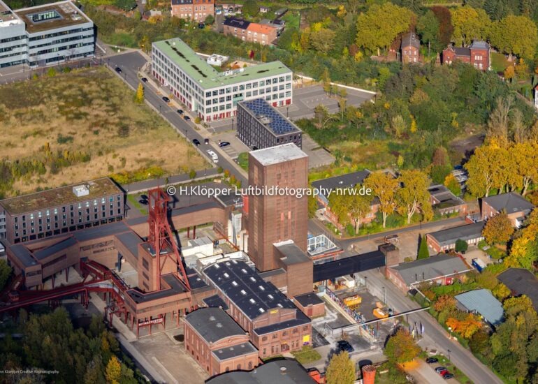 luftbilder essen,luftbilder https://luftbildfotografie-nrw.de/wp-content/uploads/2022/03/Essen_Villa-Huegel-2019.09_14.jpg