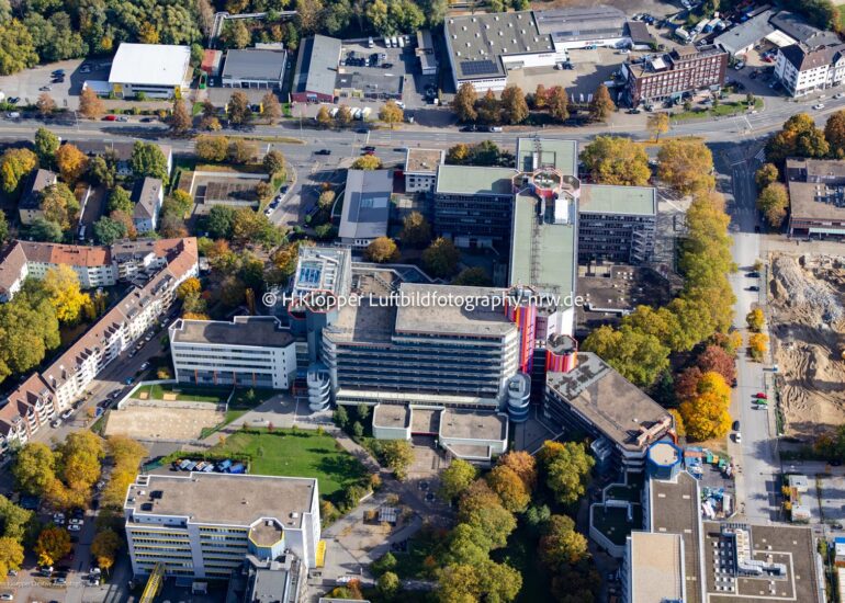 Luftbild Campus- Gebäude der Universität Duisburg-Essen in Essen im Bundesland Nordrhein-Westfalen - NRW, Deutschland