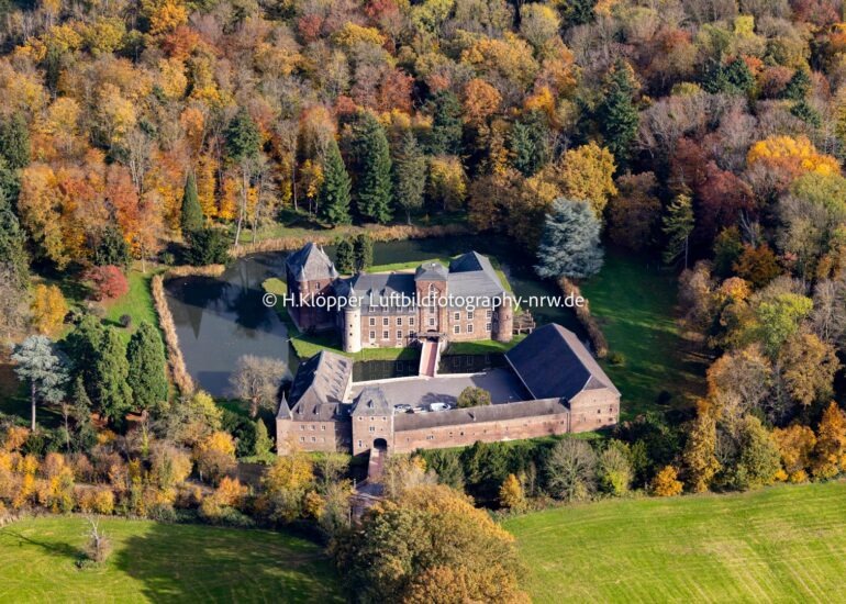 luftbilder jülich,luftbilder https://luftbildfotografie-nrw.de/wp-content/uploads/2022/12/Luftbild-Niederzier-Tagebau-Hambach-8272.jpg