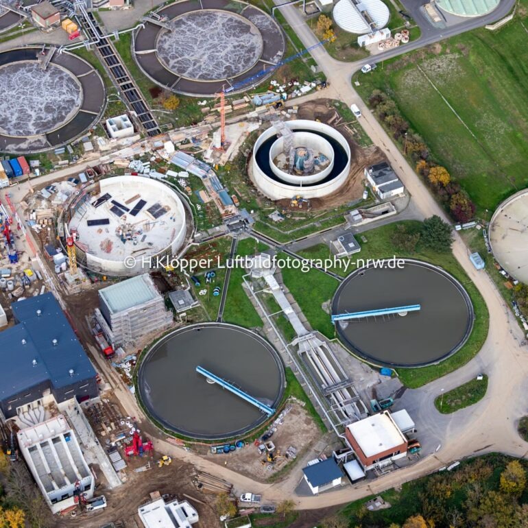 Luftbilder https://luftbildfotografie-nrw.de/wp-content/uploads/2026/01/Luftbilder-Dueren-Niederzier-Eifel-Rur-Klaeranlage-7142-2.jpg