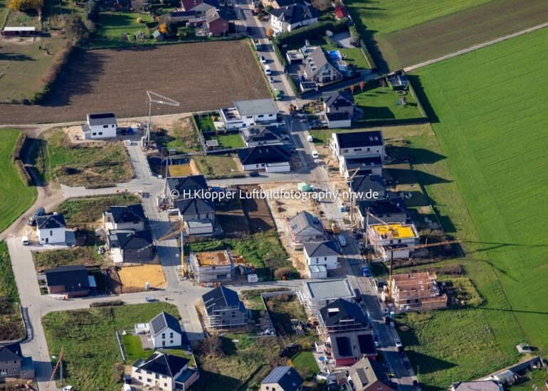 luftbilder,Hückelhoven https://luftbildfotografie-nrw.de/wp-content/uploads/2024/09/Luftbild-Hueckelhoven-Zeche-Sophia-Jacoba-4014_prot.jpg