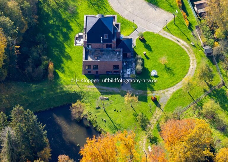 luftbilder,Hückelhoven https://luftbildfotografie-nrw.de/wp-content/uploads/2024/09/Luftbild-Hueckelhoven-Zeche-Sophia-Jacoba-4014_prot.jpg