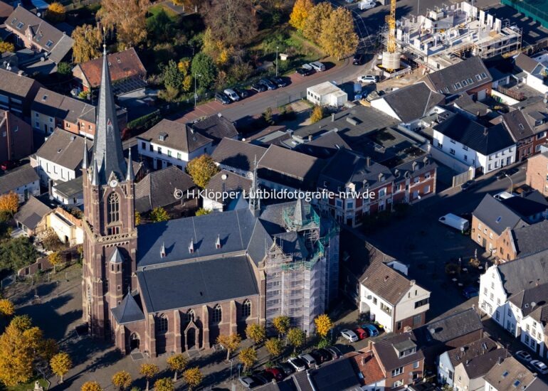 Luftbild,Kerken https://luftbildfotografie-nrw.de/wp-content/uploads/2025/09/Luftbild-Kerken-Aldekerk-4892-1.jpg