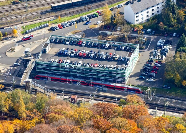 Luftbild Gebäude des Parkhauses 