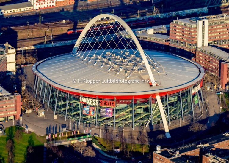 Luftbild Gelände der Arena 