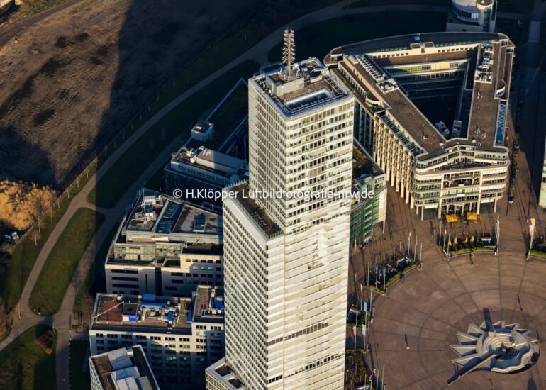 luftbilder,Köln https://luftbildfotografie-nrw.de/wp-content/uploads/2025/04/Luftbilder-Koeln-6863.jpg