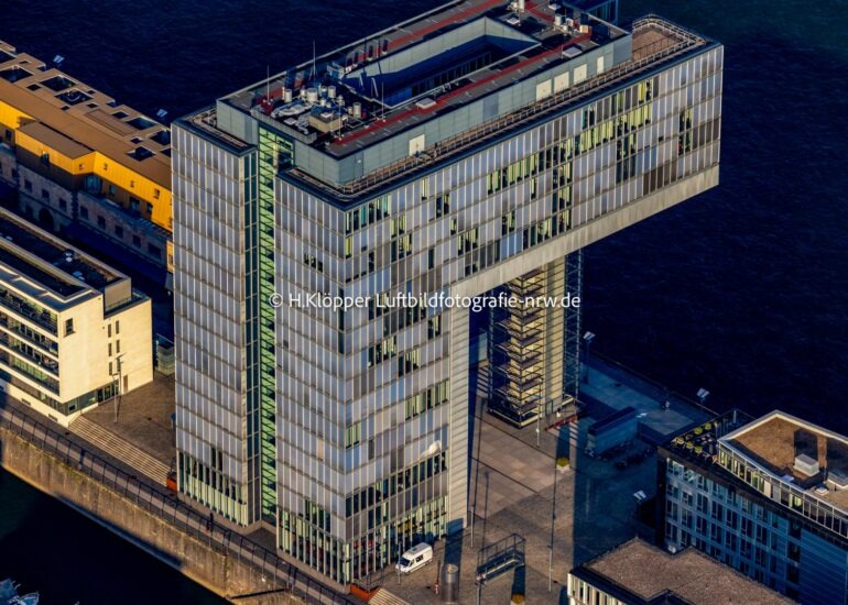 luftbilder,Köln https://luftbildfotografie-nrw.de/wp-content/uploads/2025/04/Luftbilder-Koeln-6863.jpg
