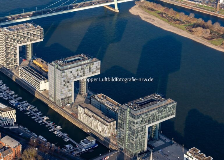 luftbilder,Köln https://luftbildfotografie-nrw.de/wp-content/uploads/2025/04/Luftbilder-Koeln-6863.jpg