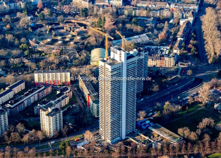 Luftaufnahme Umbau und Sanierung des Hochhaus- Gebäude 