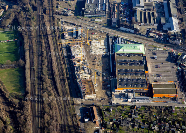 Luftbild Baustelle zum Neubau des Schulgebäudes 