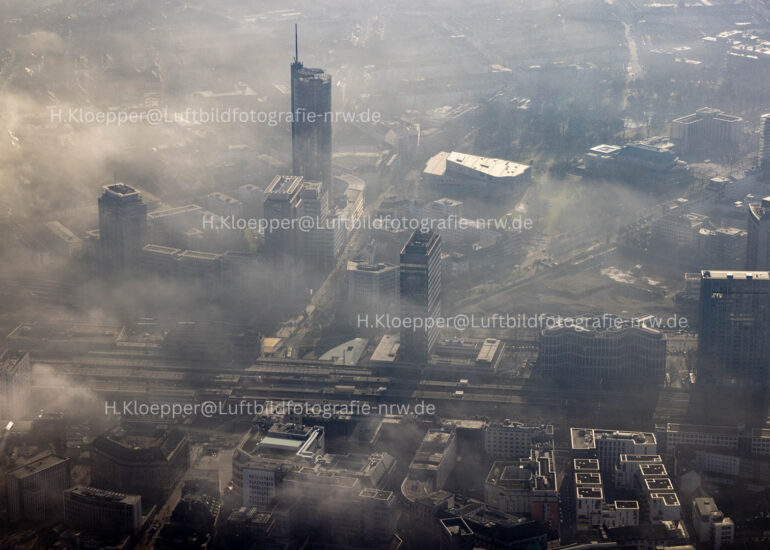 Luftbildfotografie Bürogebäude des Verwaltungs- und Geschäftshauses der Konzernzentrale des Energieversorgers 