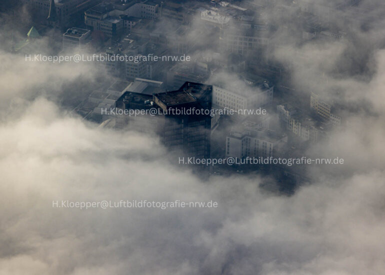 Luftbild Hochhaus- Gebäude der Stadtverwaltung - Rathaus am Porscheplatz in Essen