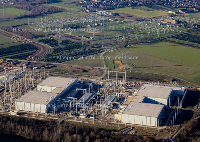 luftbilder meerbusch https://luftbildfotografie-nrw.de/wp-content/uploads/2022/11/Meerbusch-Buederich-Alt-Meererbusch-Hildegundisallee-Kastanienweg-Florastrasse-8788.jpg