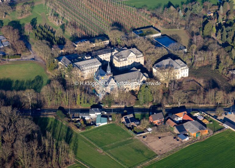 schwalmtal,luftbilder https://luftbildfotografie-nrw.de/wp-content/uploads/2023/08/Luftbild-Steakhaus-Restaurant-Muehlrather-Muehle-Schwalmtal-439A4616-1.jpg